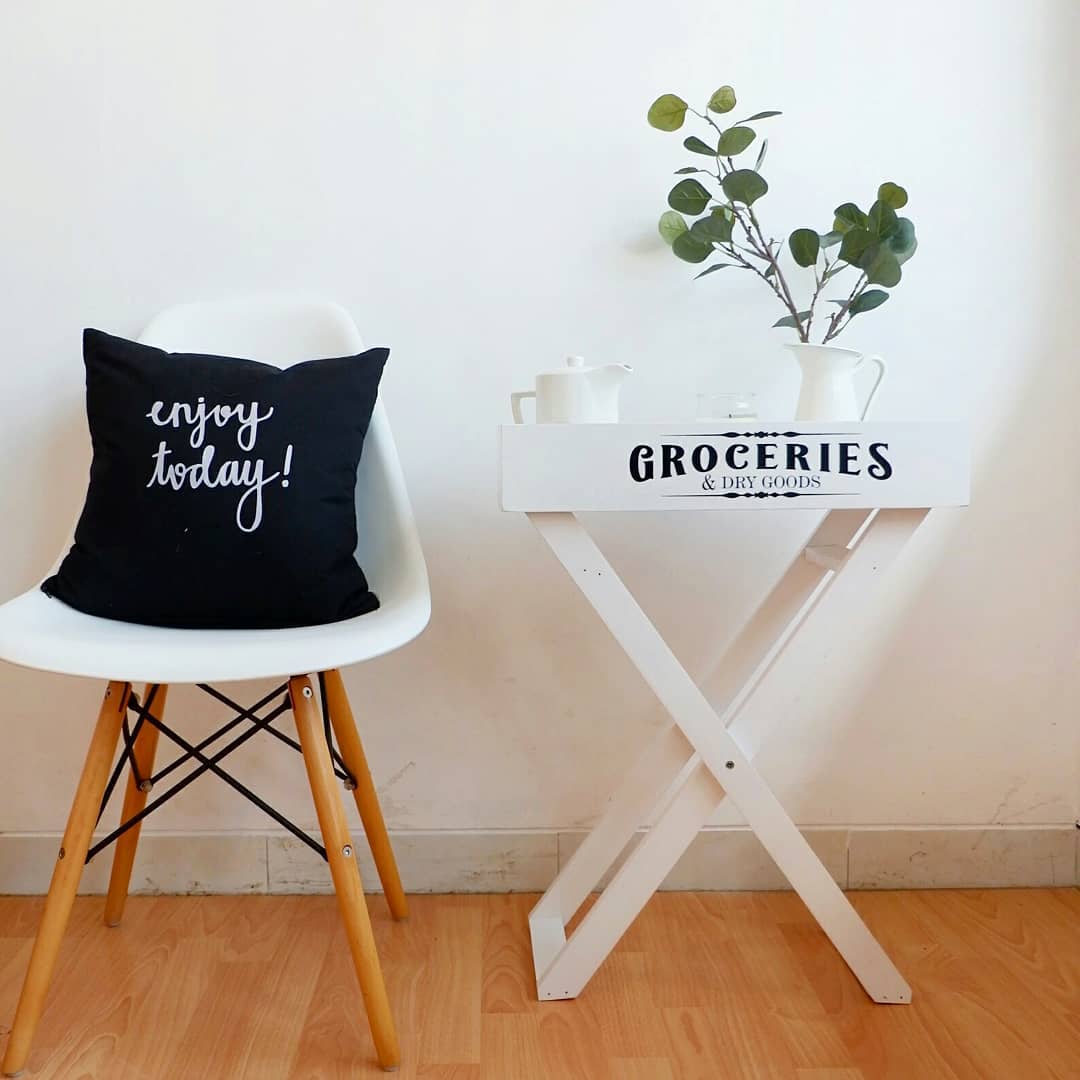 Meja Kopi (Coffee table)